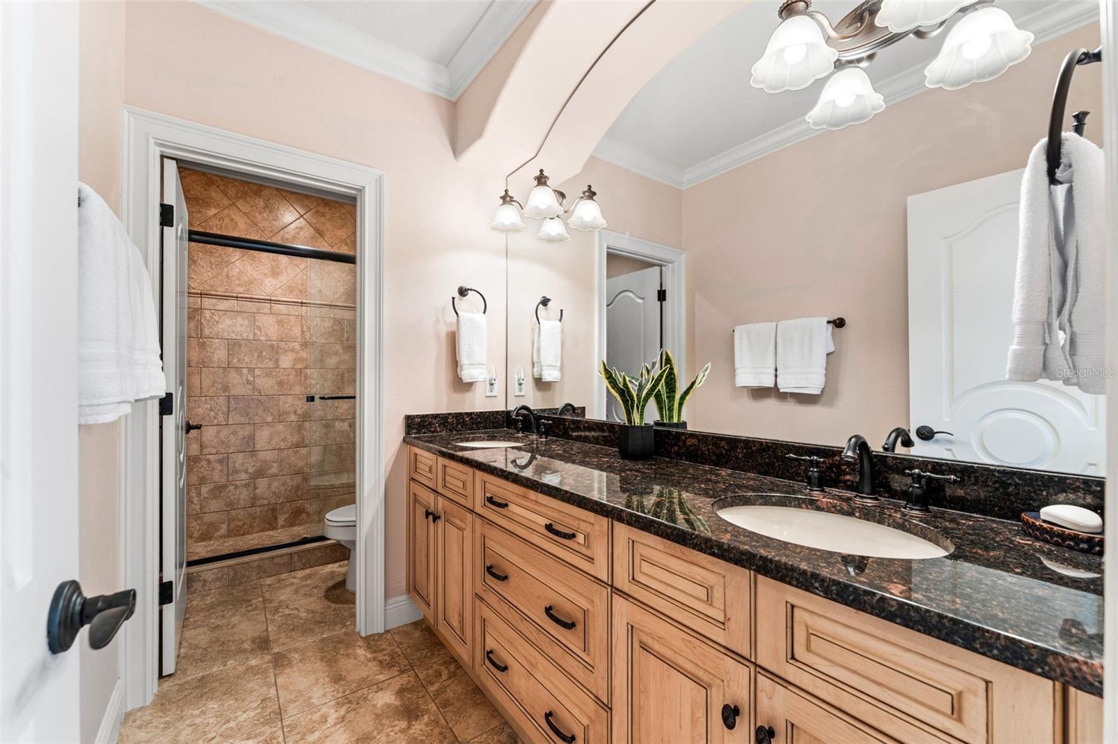 SUNSET BAY - Residential