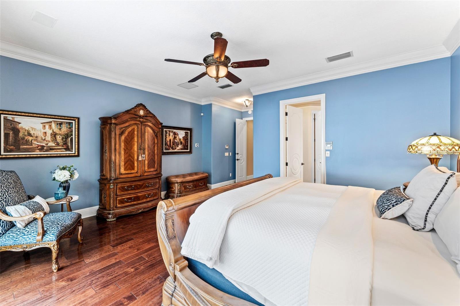 SUNSET BAY - Residential