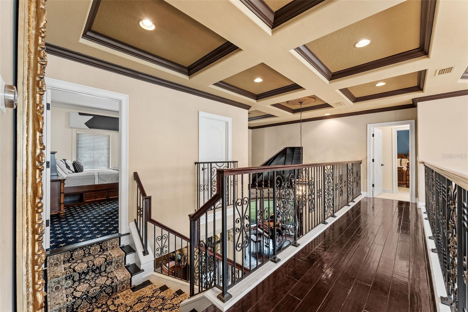 SUNSET BAY - Residential