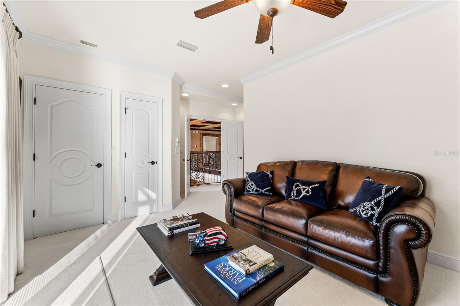 SUNSET BAY - Residential