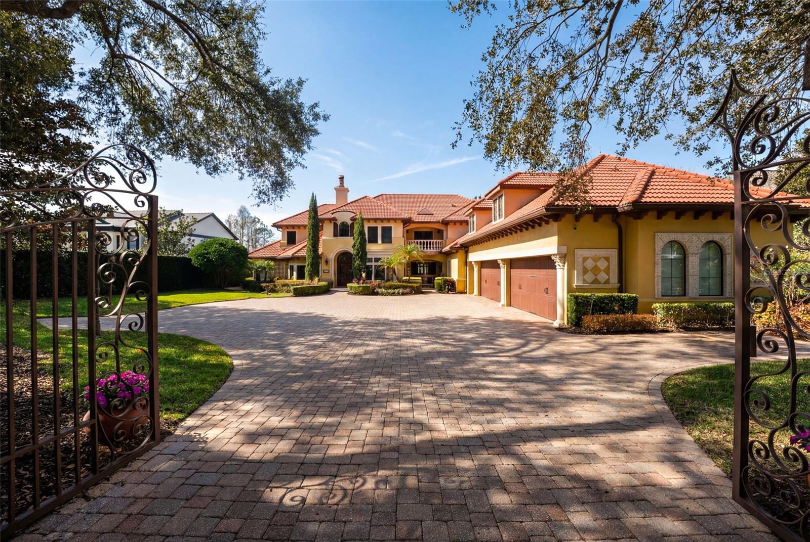 SUNSET BAY - Residential