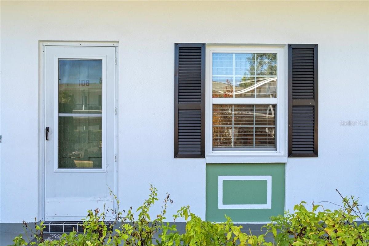 DOUGLAS ARMS - Residential