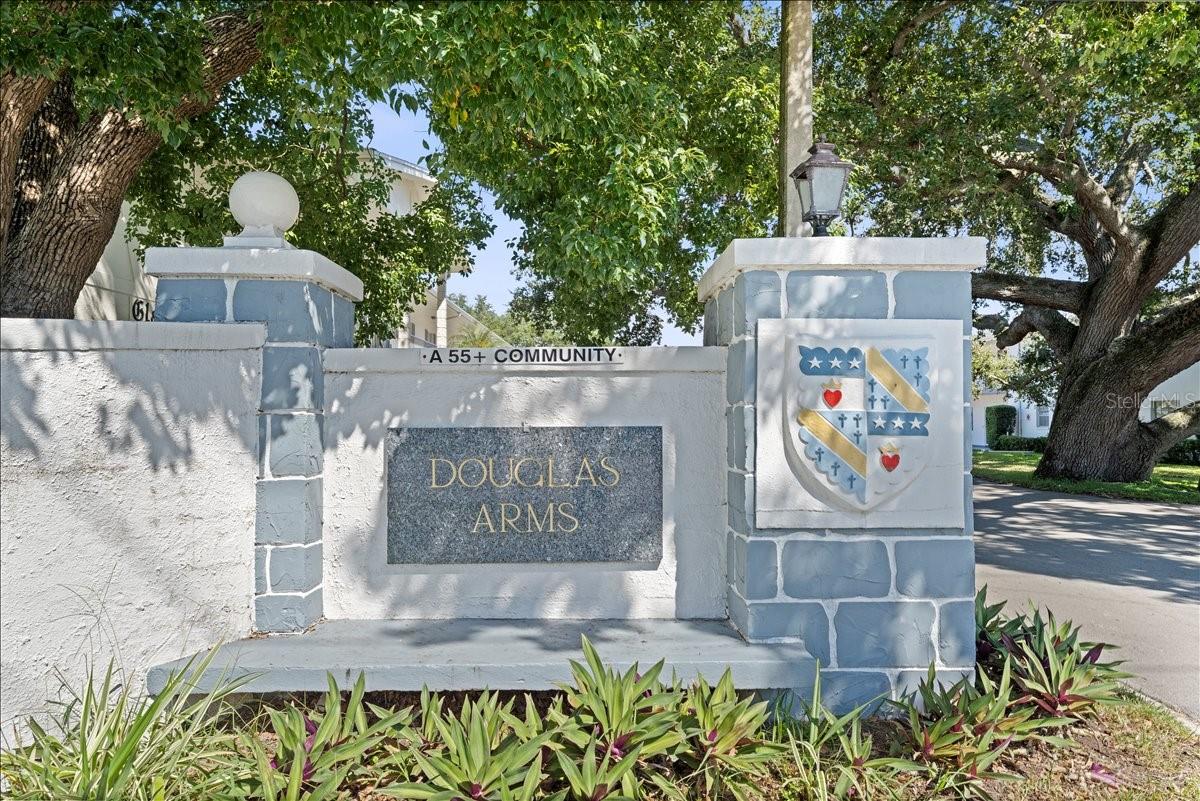 DOUGLAS ARMS - Residential