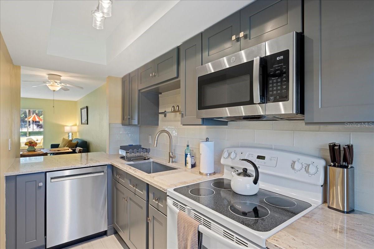 DOUGLAS ARMS - Residential