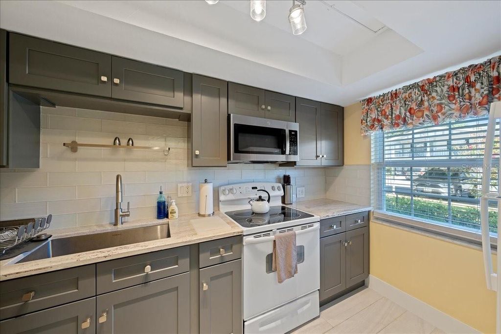 Photo of 200 Glennes Lane #108, Dunedin, FL 34698 (MLS # TB8429366)