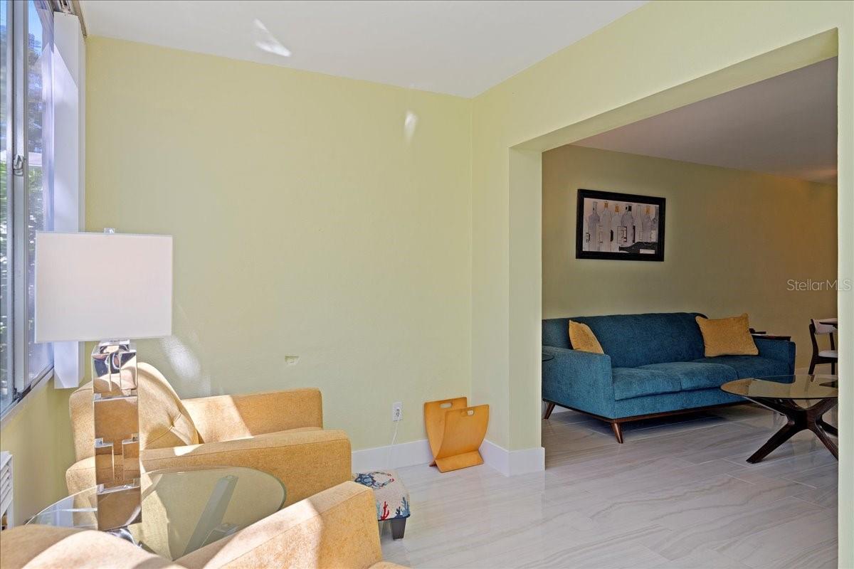 DOUGLAS ARMS - Residential