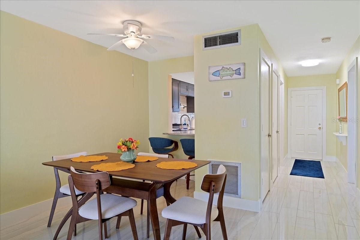 DOUGLAS ARMS - Residential