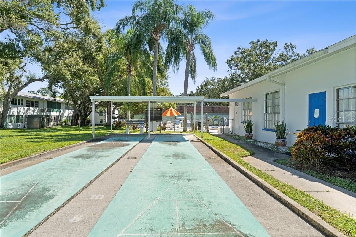 DOUGLAS ARMS - Residential