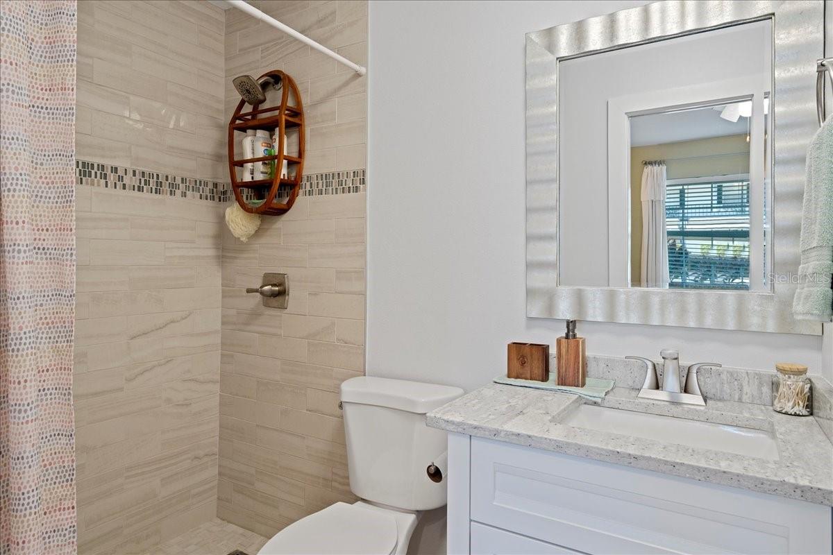 DOUGLAS ARMS - Residential