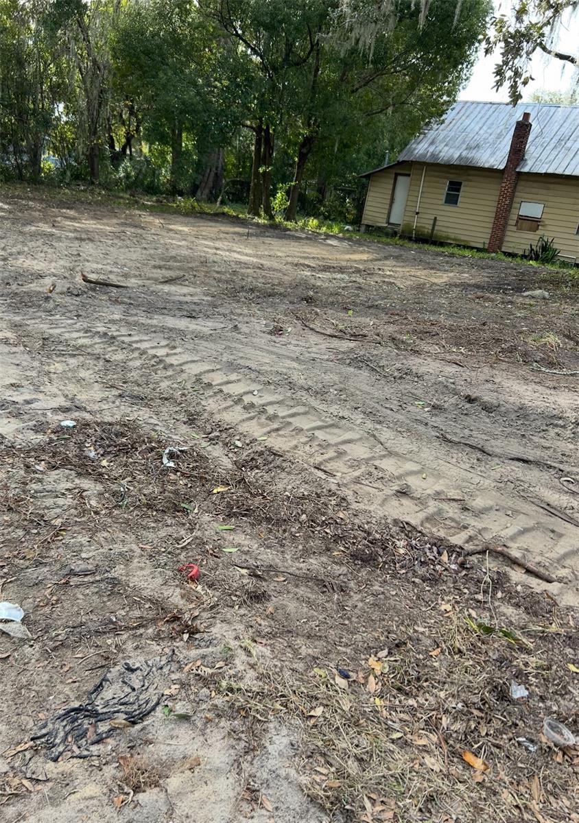 Are you looking for a lot to build your new home? Vacant residential lot. The previous structure was demolished. Sewer and water access is available. This one won't last! Submit your offer today!