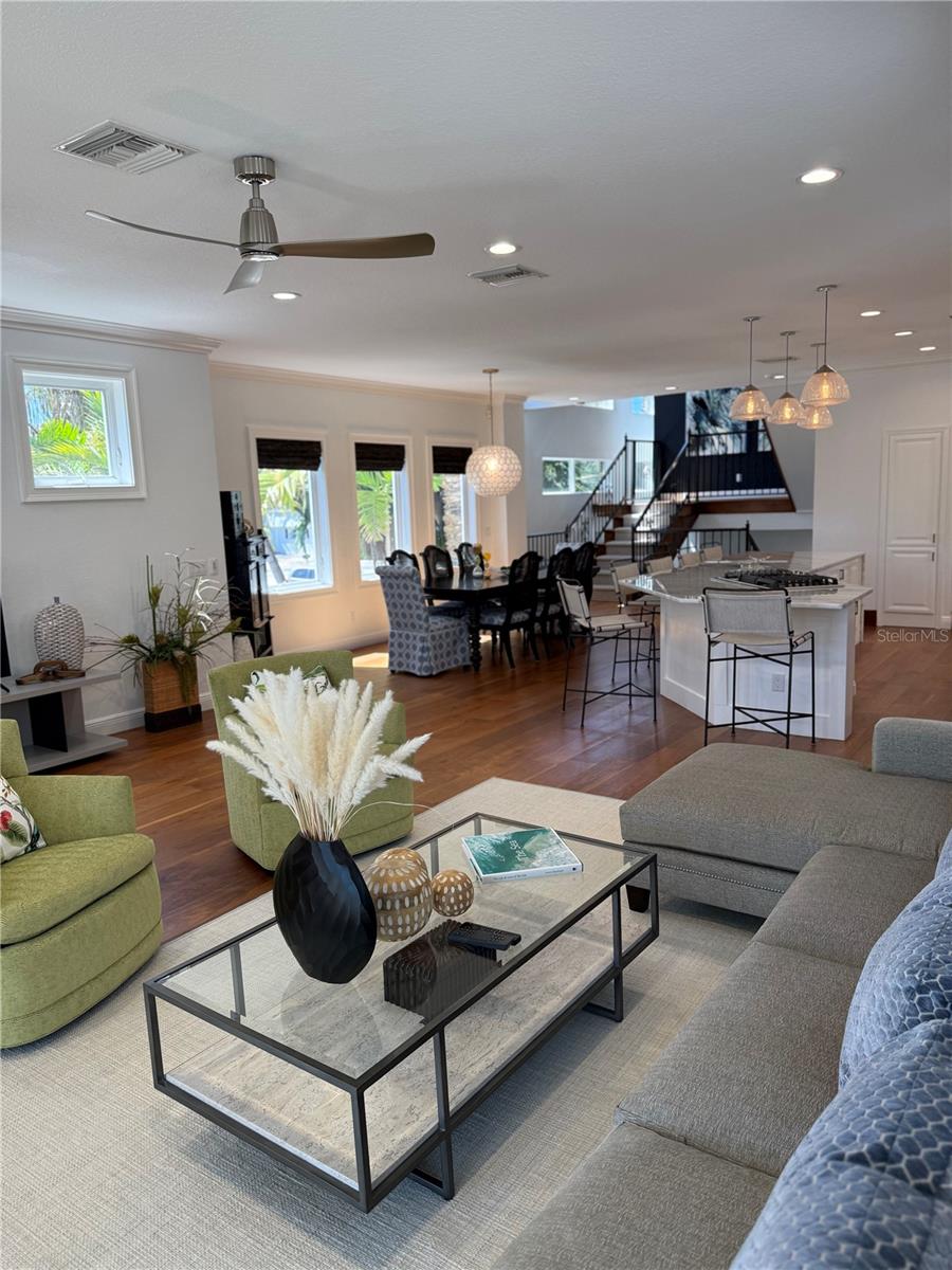 SIESTA BEACH - Residential