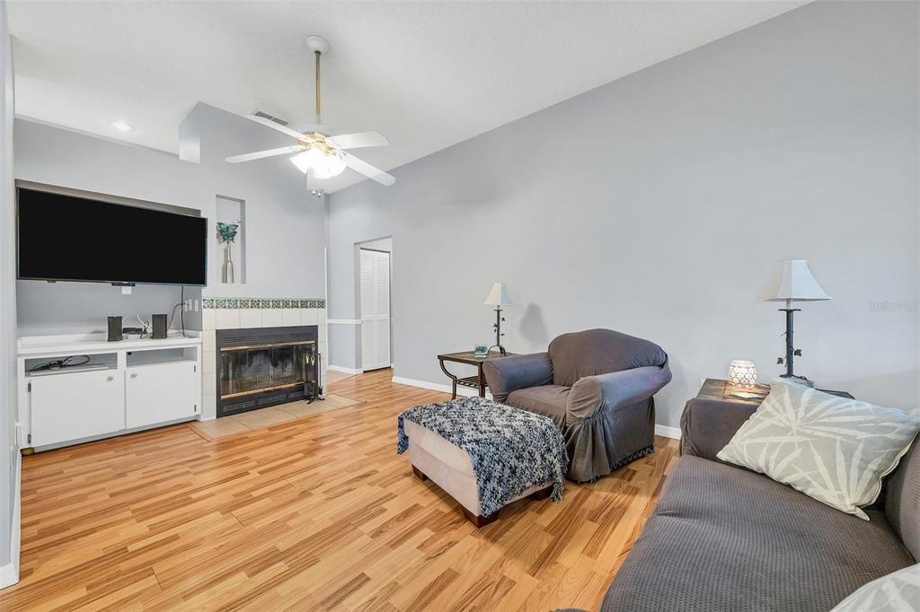 CRESCENT LAKES PH III - Residential