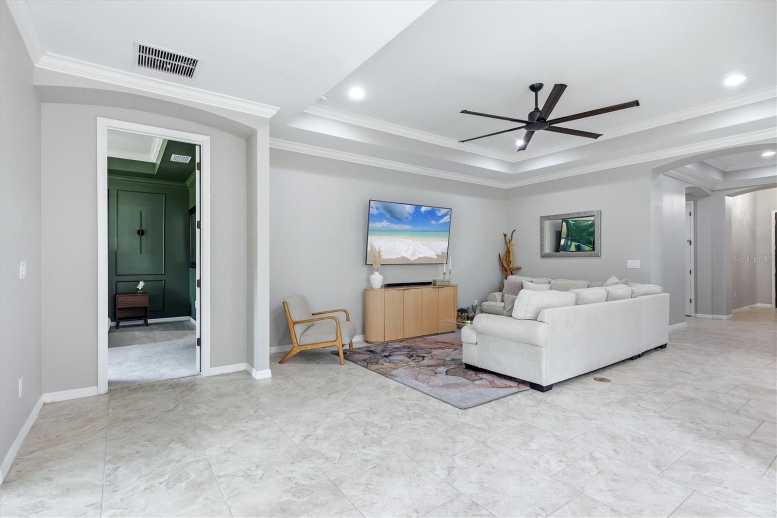 TOSCANA ISLES UNS 7 & 2 PH 4 - Residential