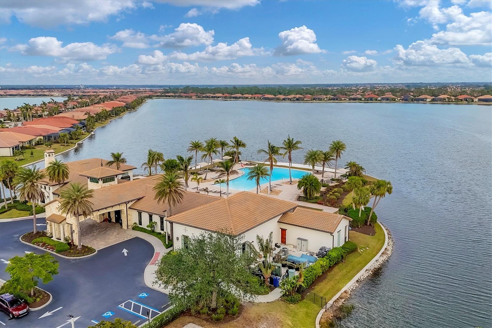 TOSCANA ISLES UNS 7 & 2 PH 4 - Residential