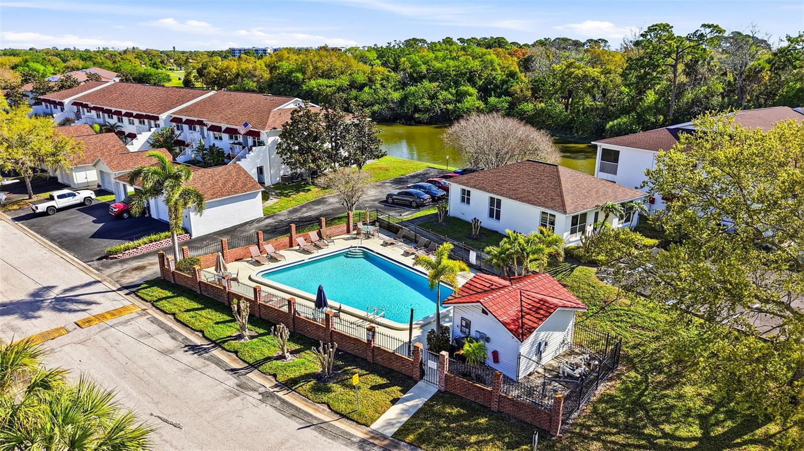 EAST BAY GOLF VILLAS AT WATER VIEW CONDO - Residential