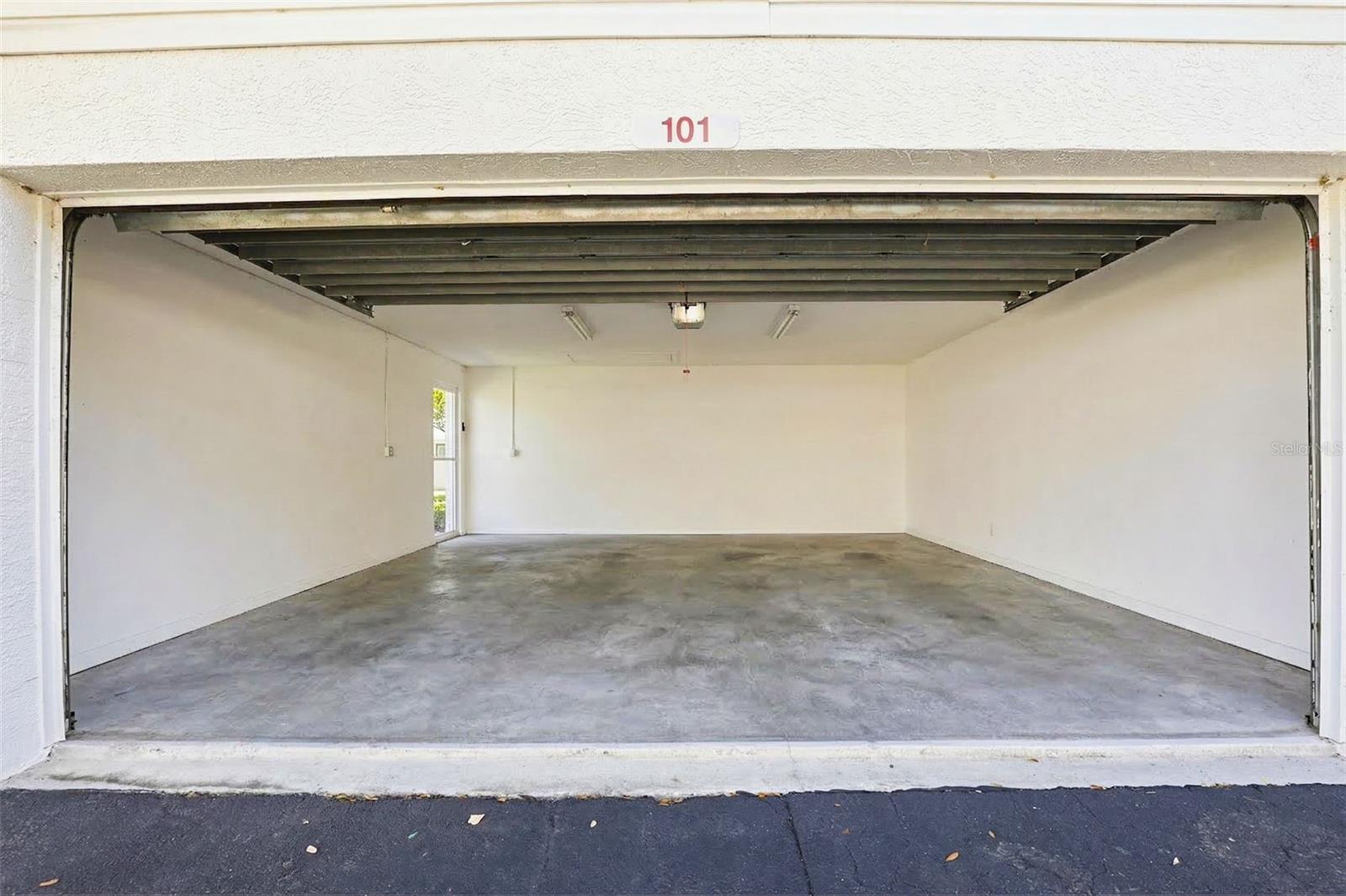 EAST BAY GOLF VILLAS AT WATER VIEW CONDO - Residential