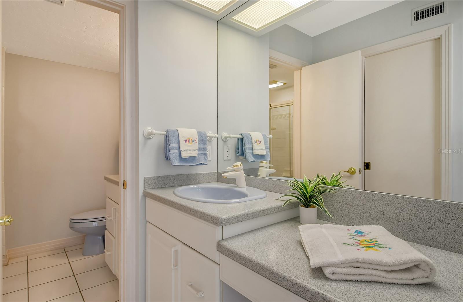 GULF & BAY CLUB PH 2 - Residential