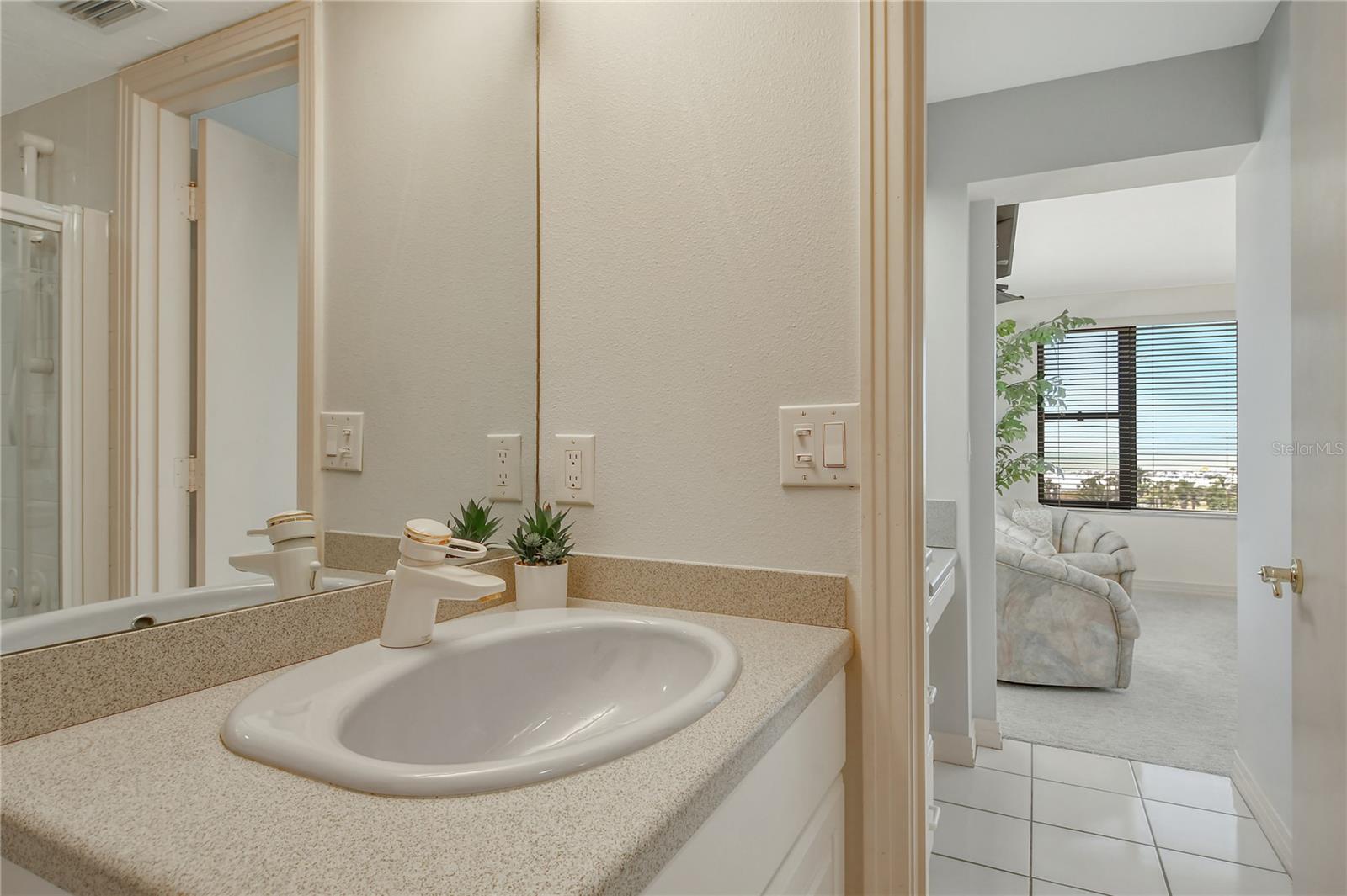 GULF & BAY CLUB PH 2 - Residential