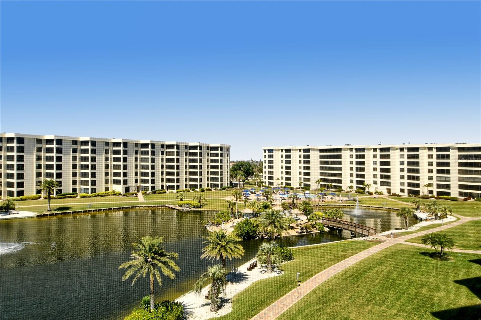 GULF & BAY CLUB PH 2 - Residential
