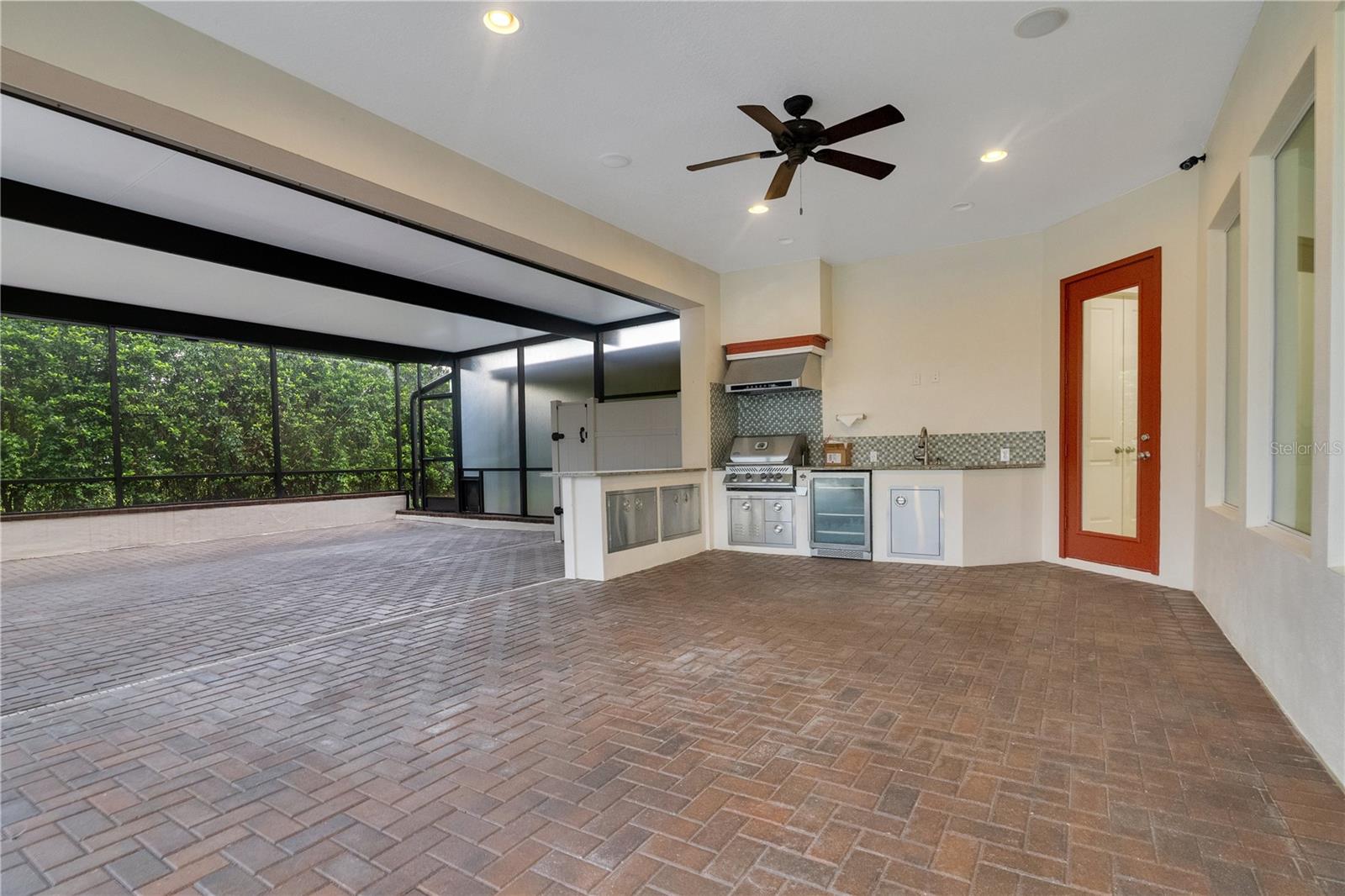 EAGLEBROOKE NORTH - Residential