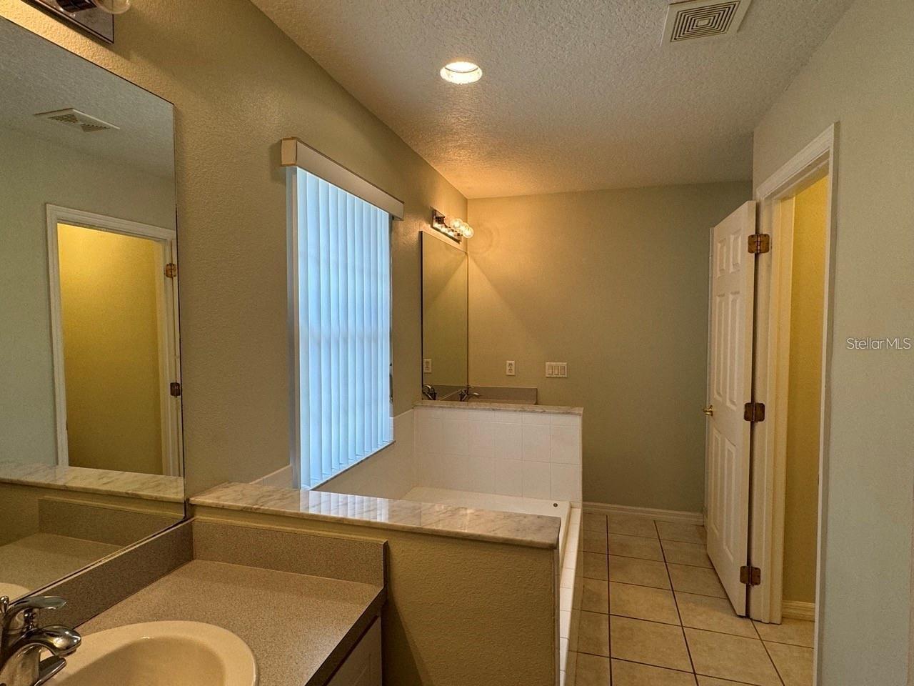 BATTAGLIA - Residential