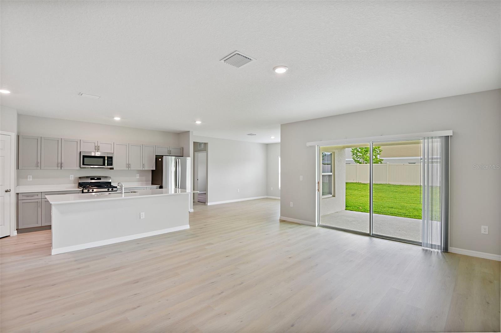 PASADENA RIDGE - Residential