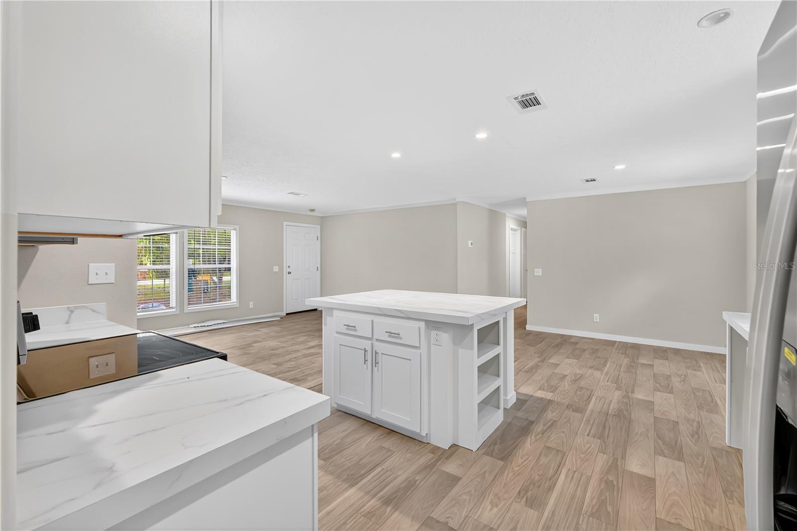 9260 LINCOLN ROAD