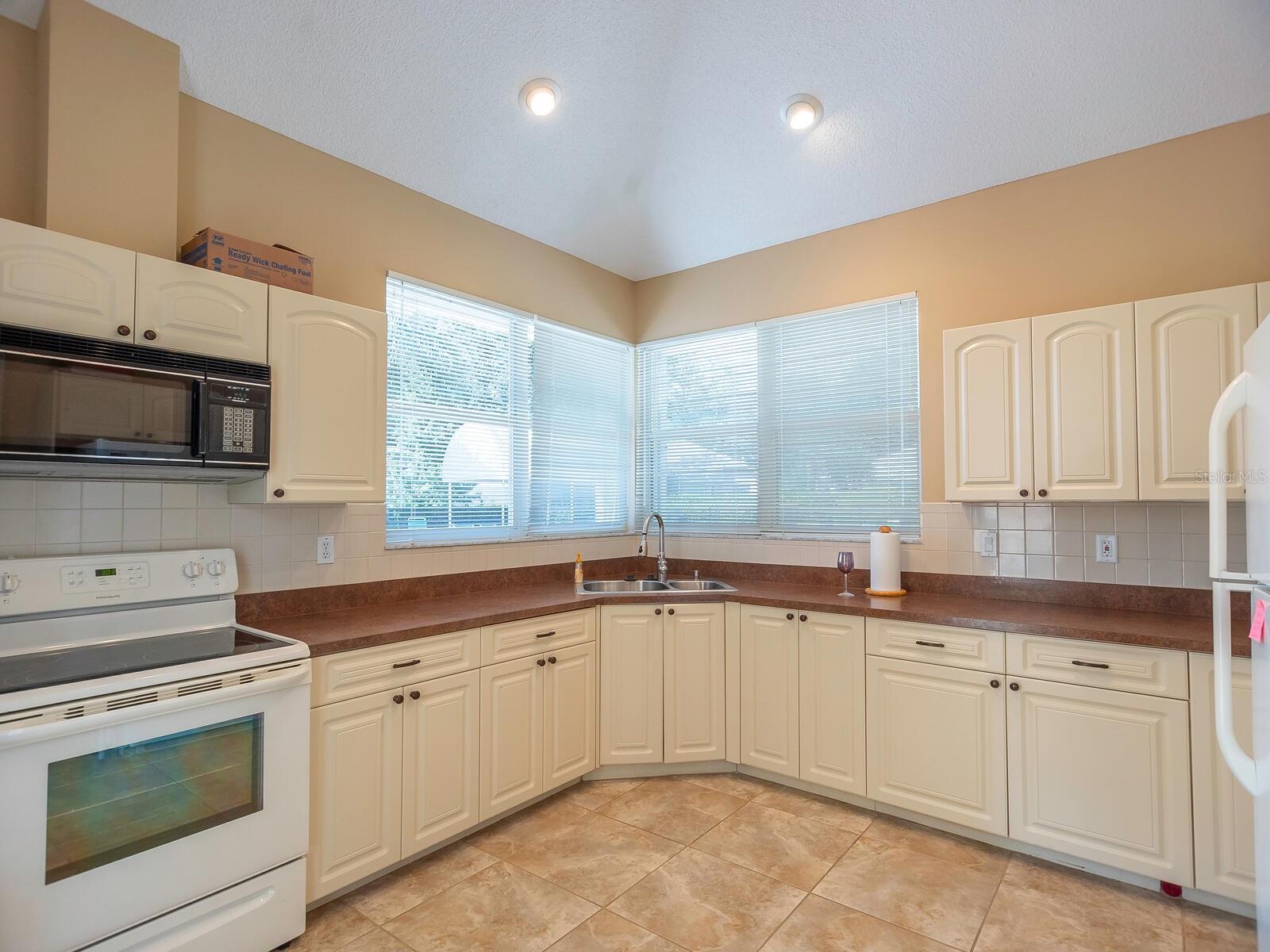 ISLES OF CHESTNUT CREEK - Residential