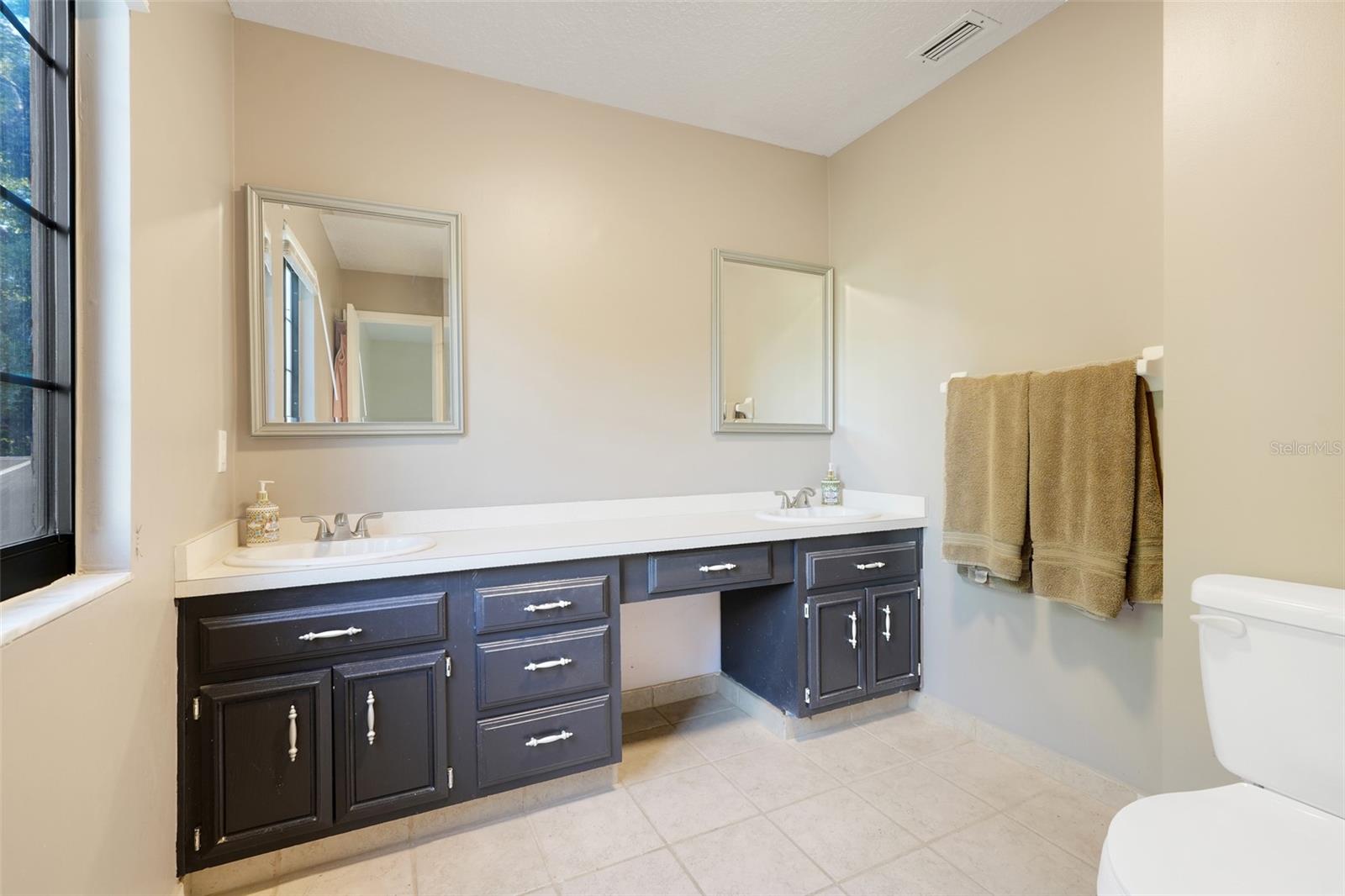 ORANGE TREE COUNTRY CLUB - Residential