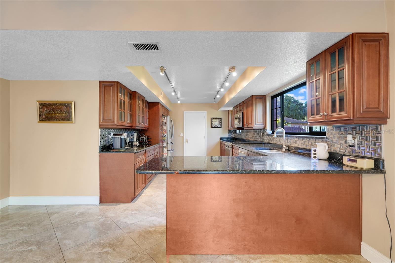 ORANGE TREE COUNTRY CLUB - Residential