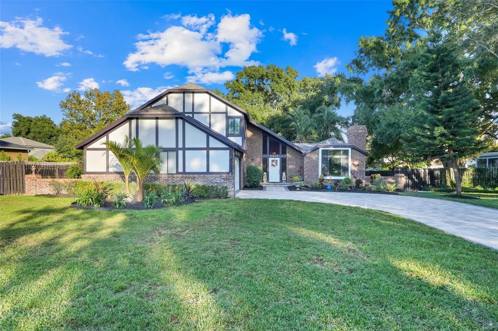 Photo of 6809 Parson Brown Drive, Orlando, FL 32819 (MLS # O6356868)