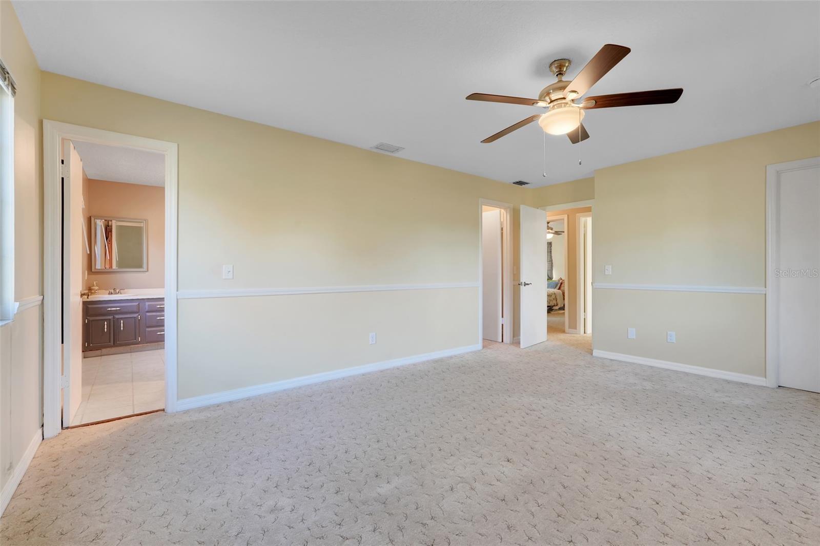 ORANGE TREE COUNTRY CLUB - Residential