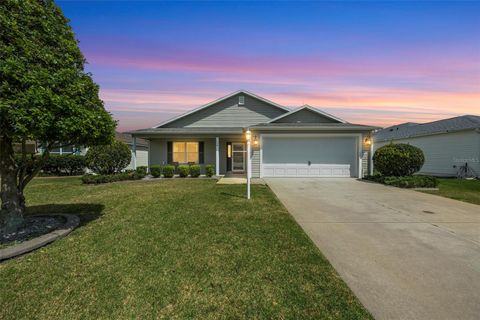 Photo of 2418 Hopespring Loop, The Villages, FL 32162 (MLS # OM722166)