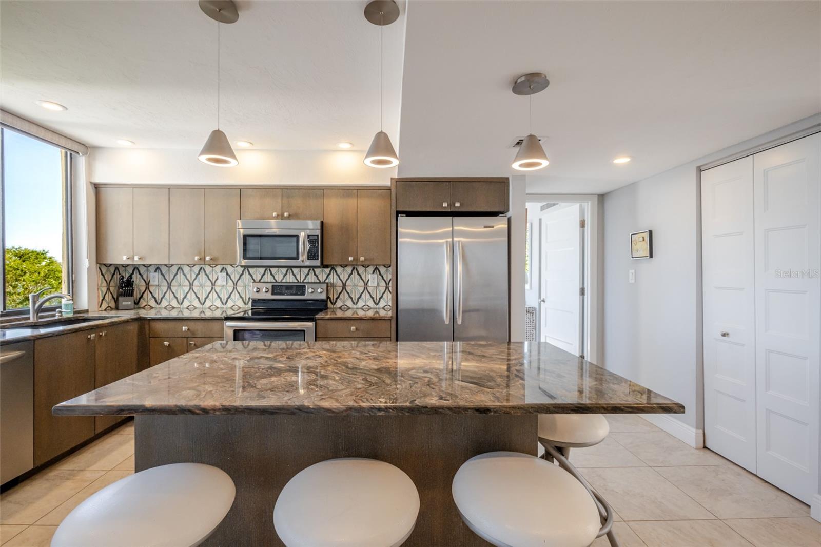 EXCELSIOR BEACH TO BAY - Residential