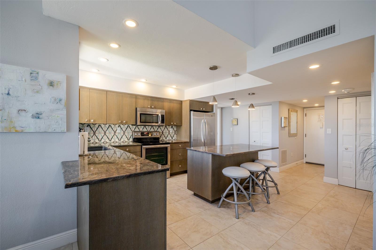 EXCELSIOR BEACH TO BAY - Residential