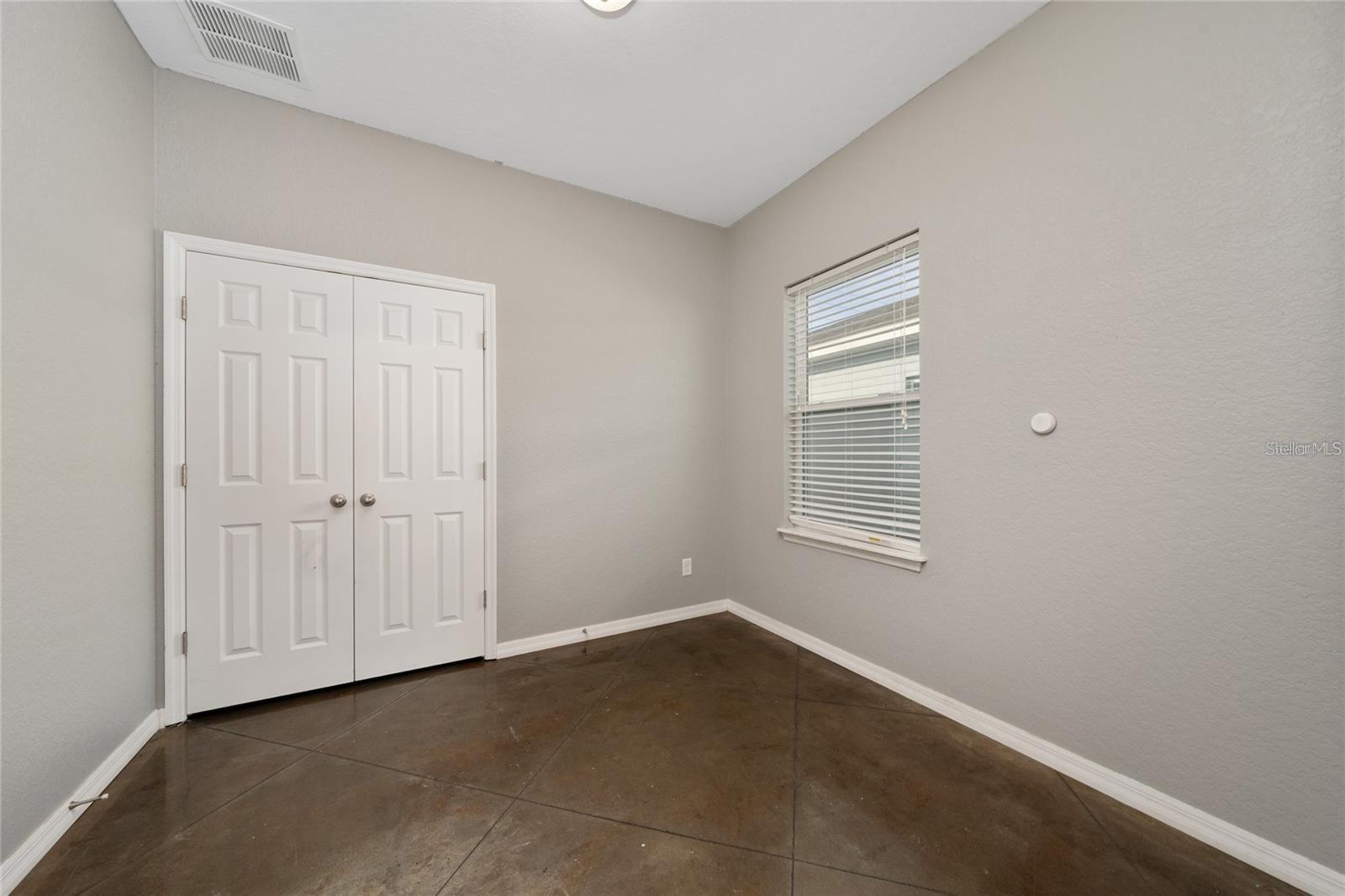 WHISPERING TRAILS PH 02 - Residential Lease