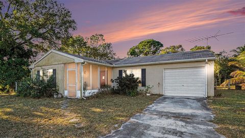 Photo of 1136 Minnet Court NE, Palm Bay, FL 32905 (MLS # O6379172)