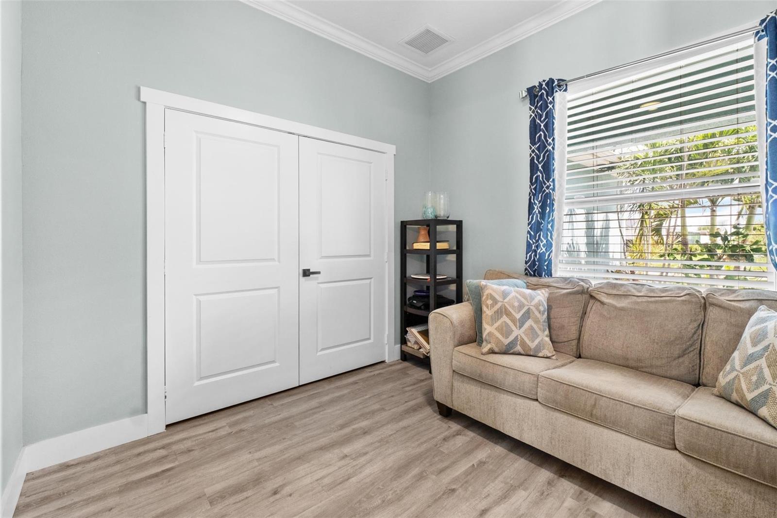 NORTH EDGEWOOD SEC OF VENICE - Residential