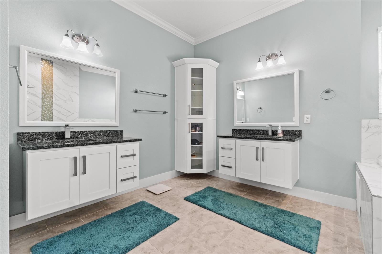 NORTH EDGEWOOD SEC OF VENICE - Residential