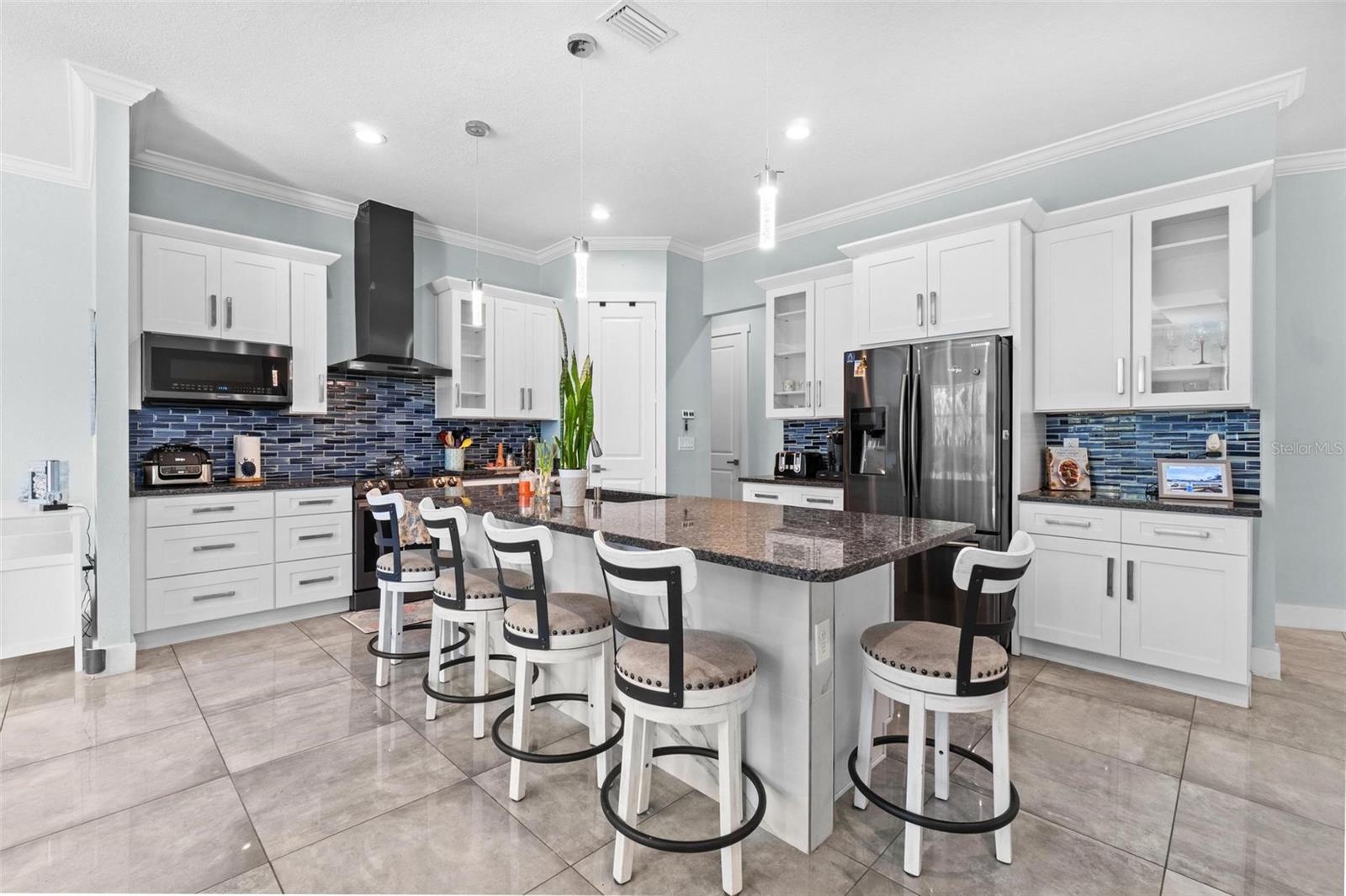 NORTH EDGEWOOD SEC OF VENICE - Residential