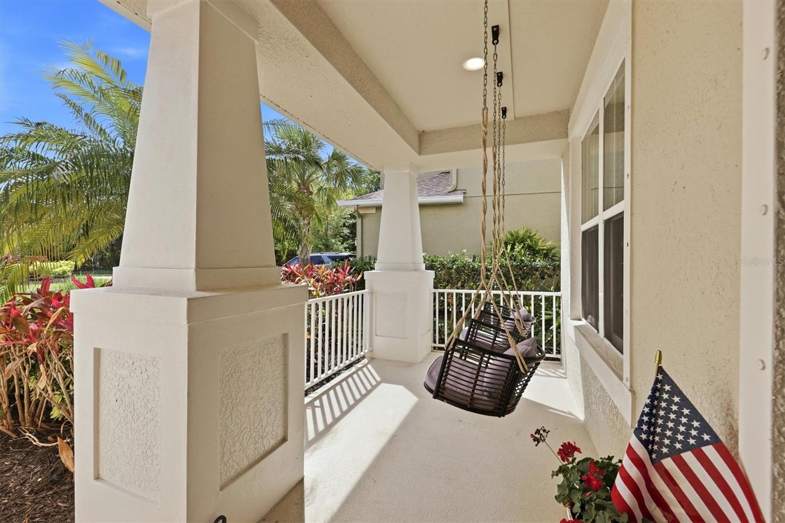 ARBOR LAKES ON PALMER RANCH - Residential