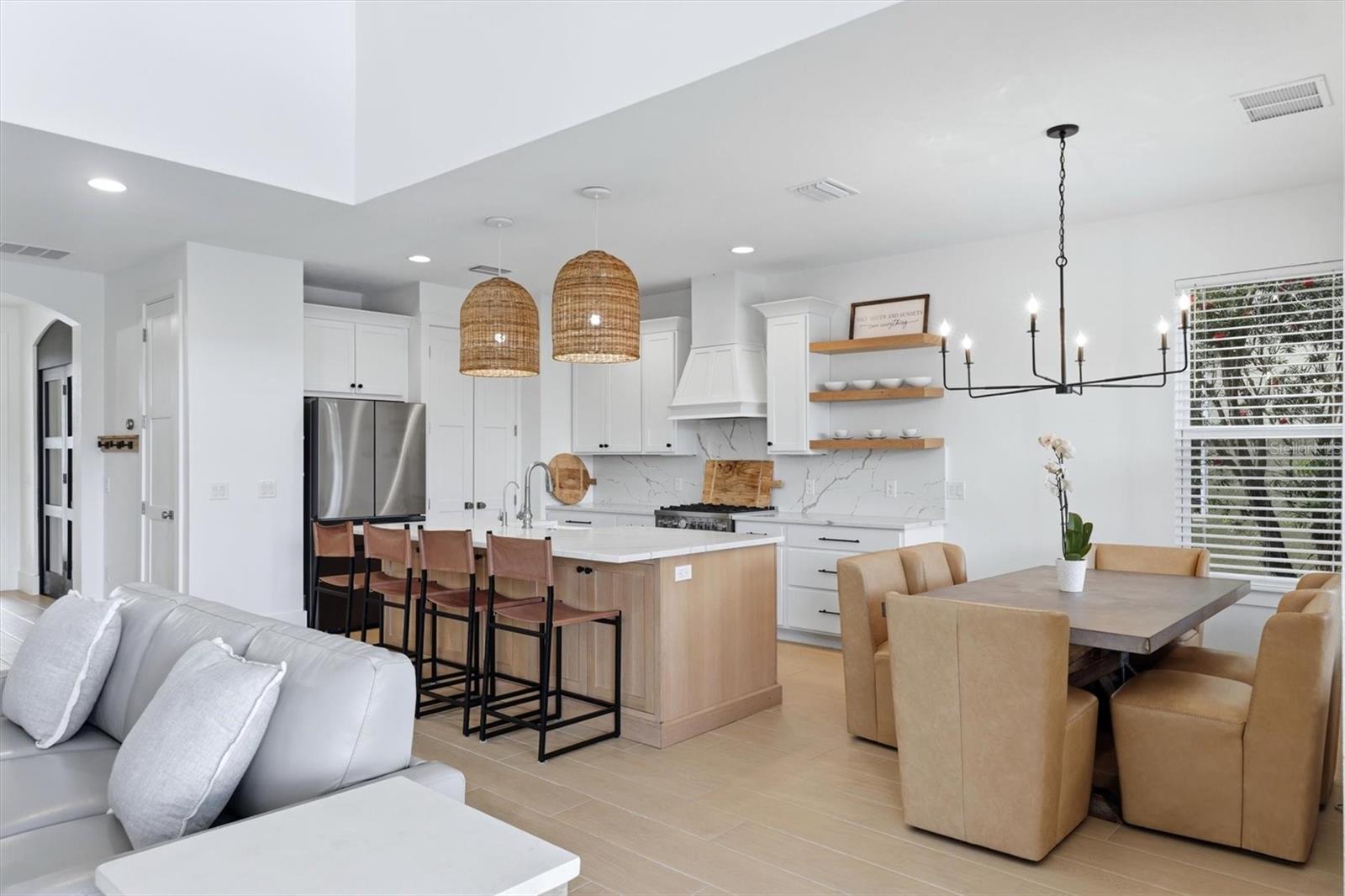 ARBOR LAKES ON PALMER RANCH - Residential