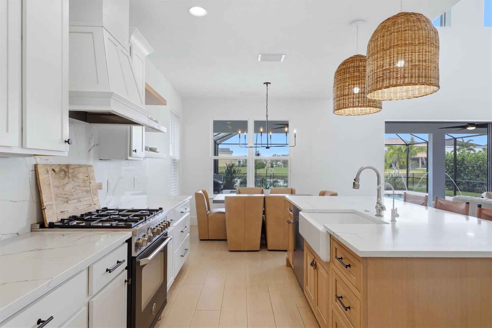 ARBOR LAKES ON PALMER RANCH - Residential