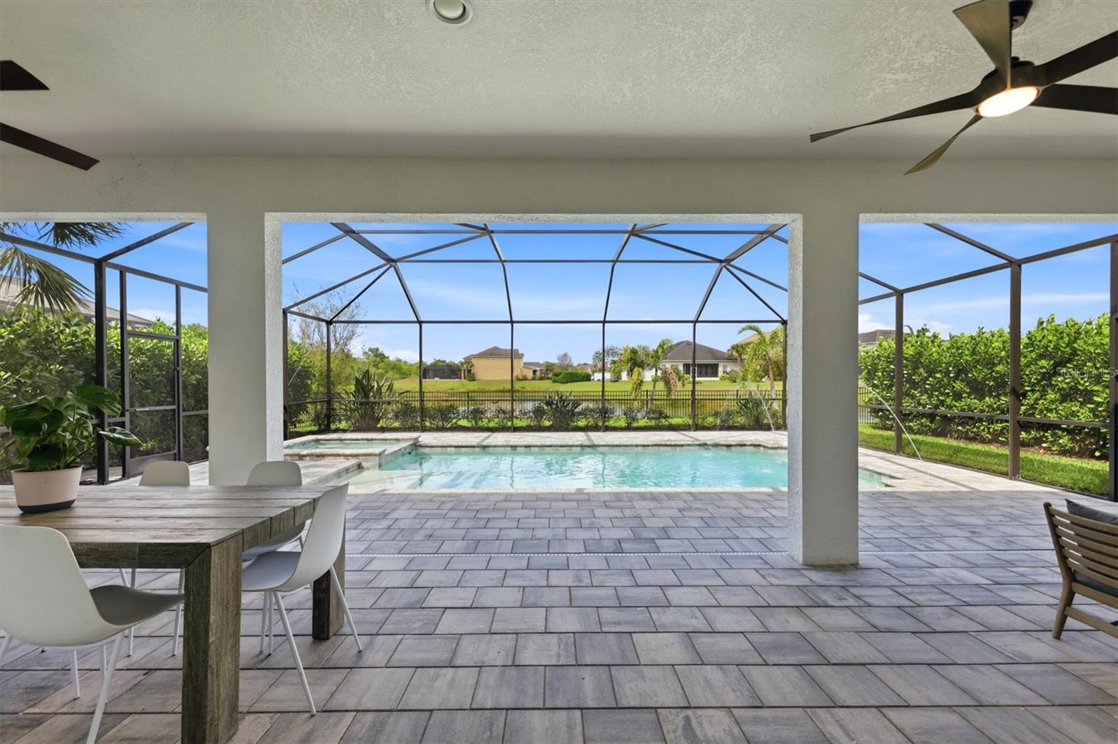 ARBOR LAKES ON PALMER RANCH - Residential