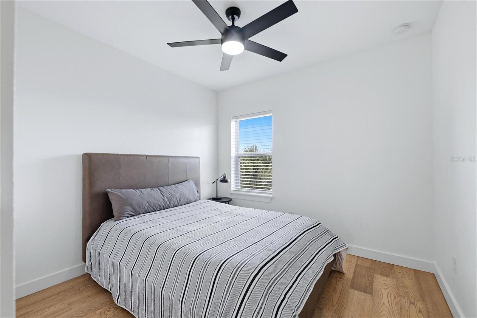 ARBOR LAKES ON PALMER RANCH - Residential