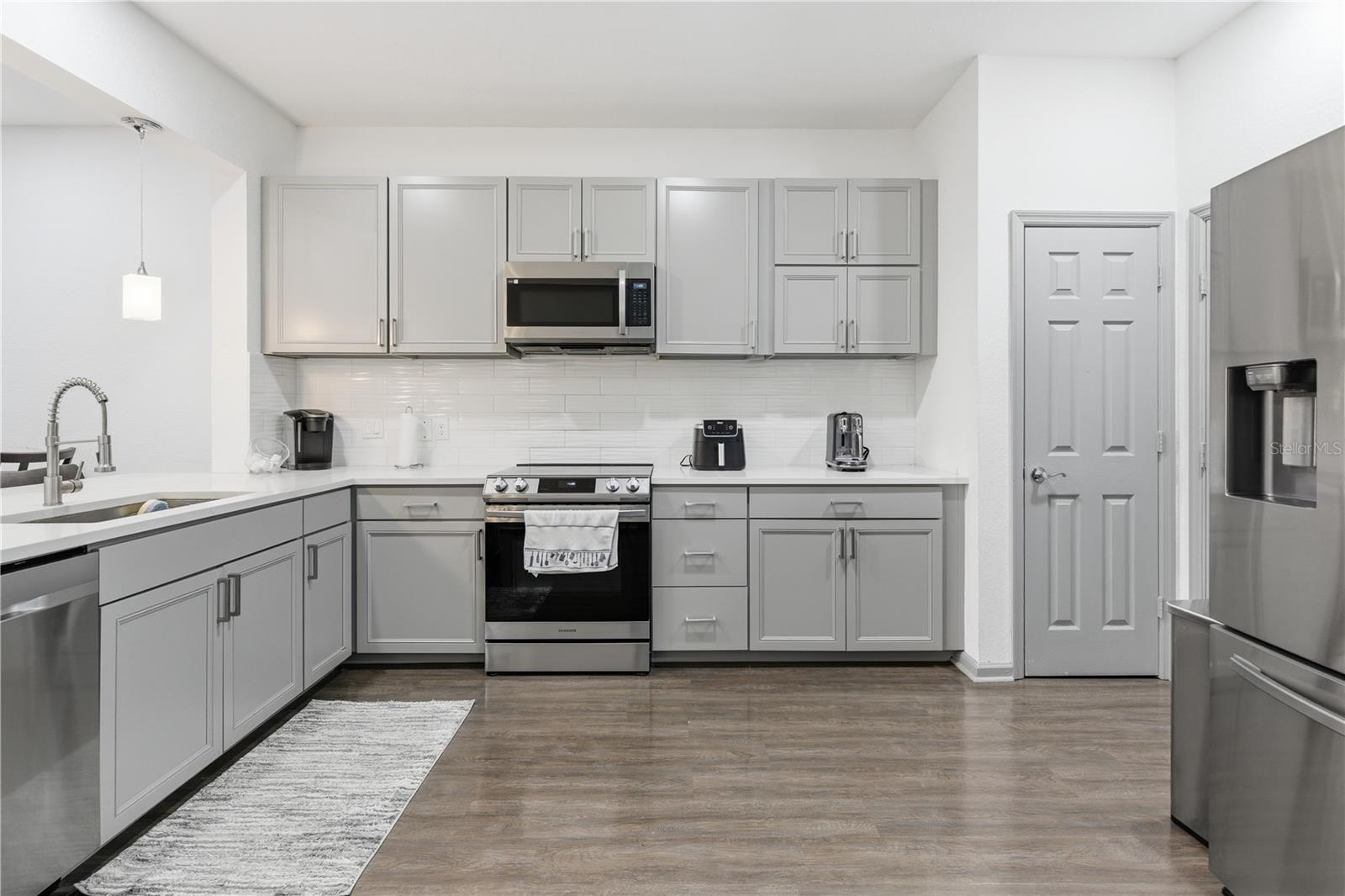 2865 POLANA STREET 103