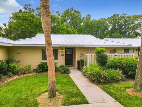 A home in CRYSTAL RIVER