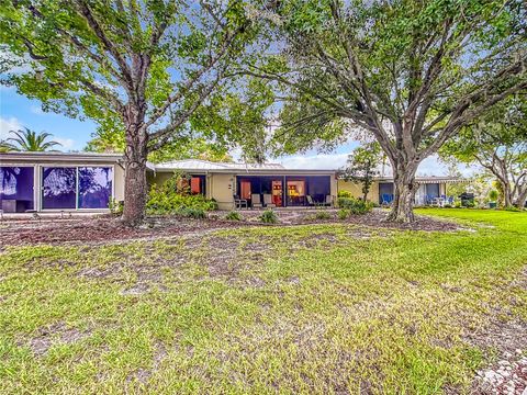 A home in CRYSTAL RIVER