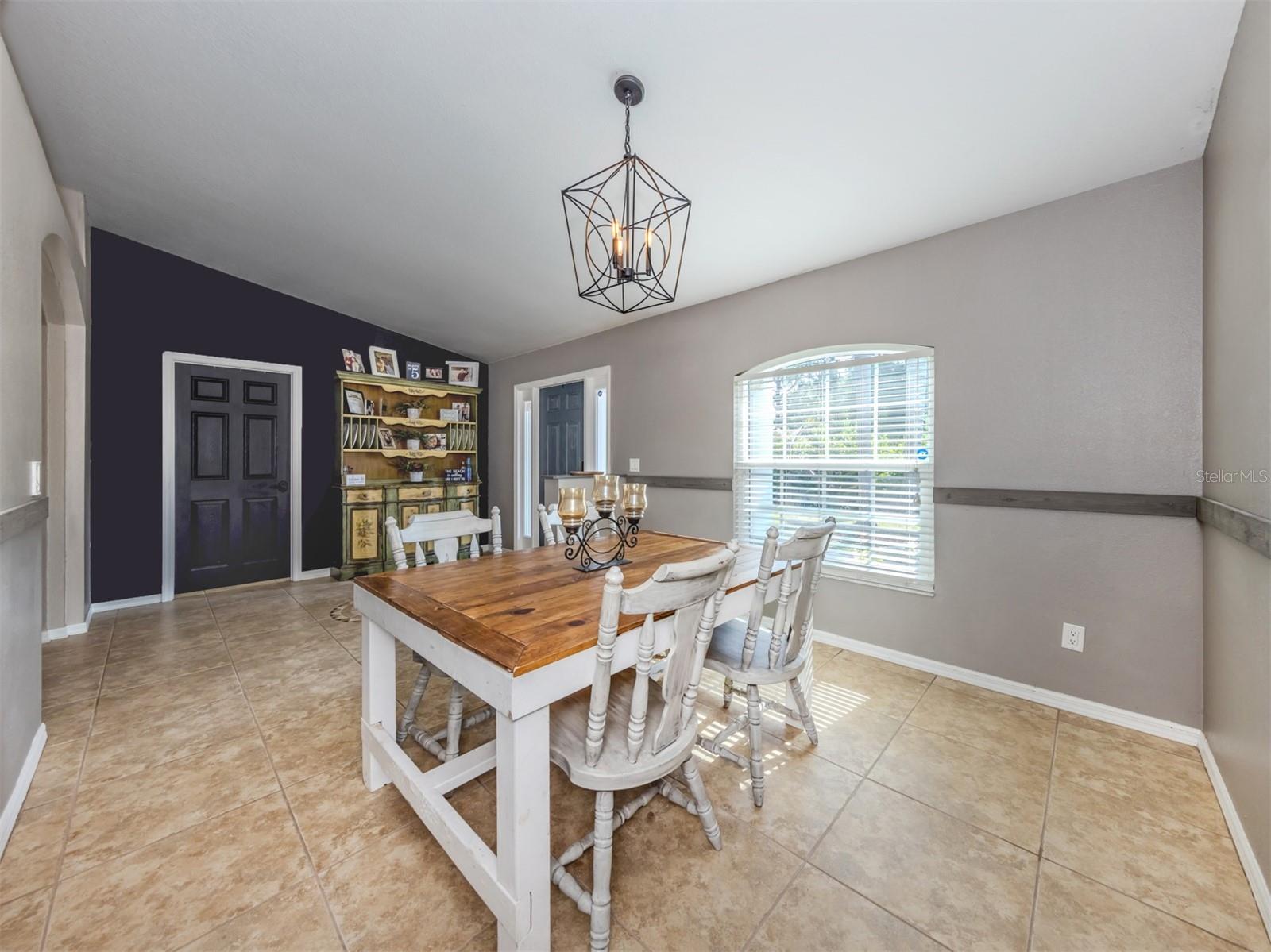 3255 TALLY HO ROAD 1