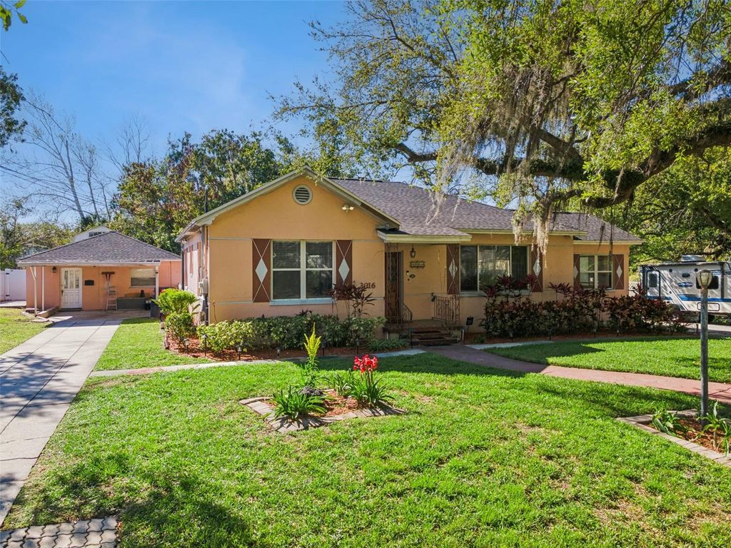 Photo of 3016 N Albany Avenue, Tampa, FL 33607 (MLS # O6370026)